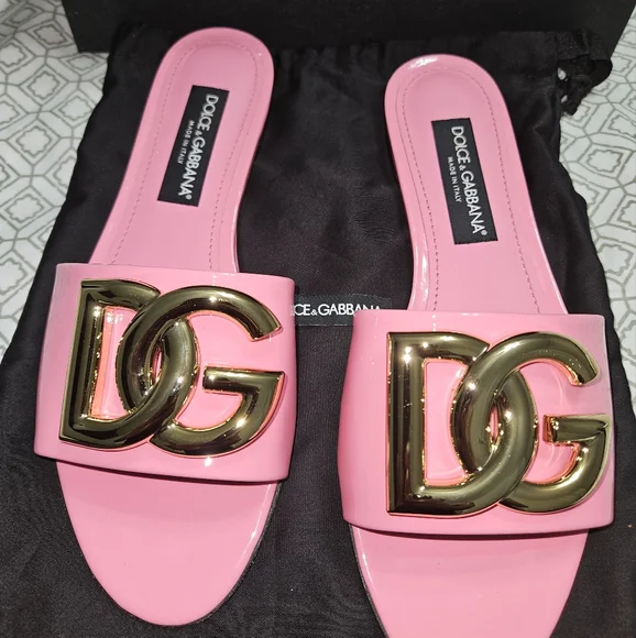 サンダル・ミュール Dolce & Gabbana Sandals - Dolce&Gabbana - Leather - Pink Dolce & Gabbana 3.5 105mm crocodile-embossed Leather Sandals